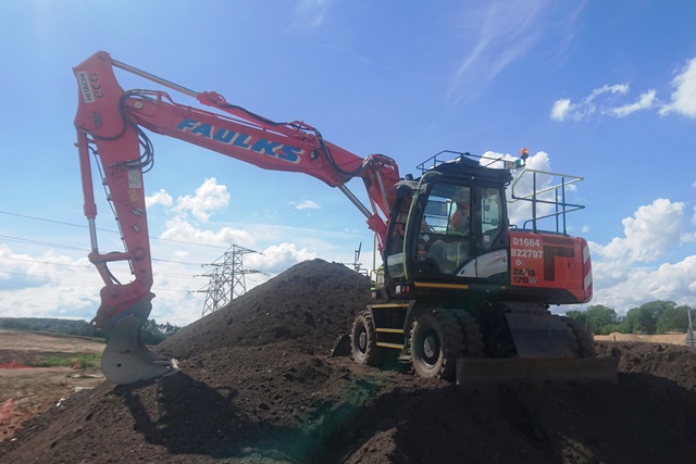 Excavator for plant hire from AE Faulks